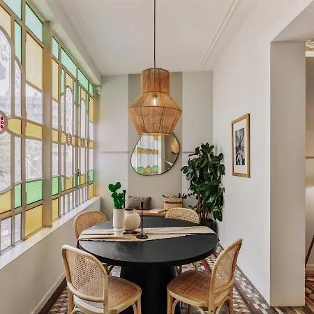 Toliman - 1 Bedroom And Office In Eixample Dreta Barselona